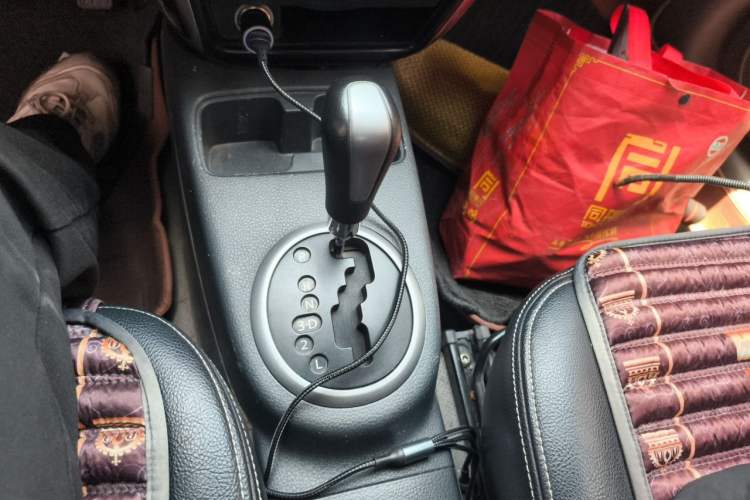 Used Suzuki SX4 2012 1.6L Automatic Ruiqi Model Gear Lever