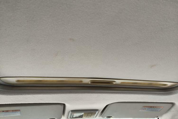 Used Suzuki SX4 2012 1.6L Automatic Ruiqi Model Headliner