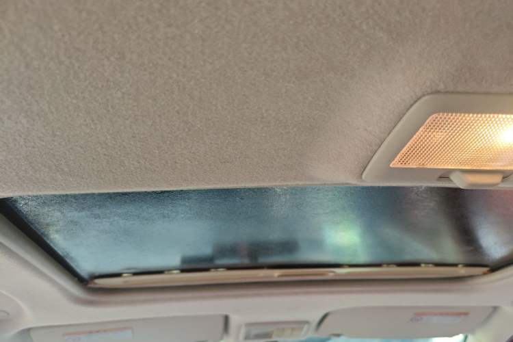 Used Suzuki SX4 2012 1.6L Automatic Ruiqi Model Headliner