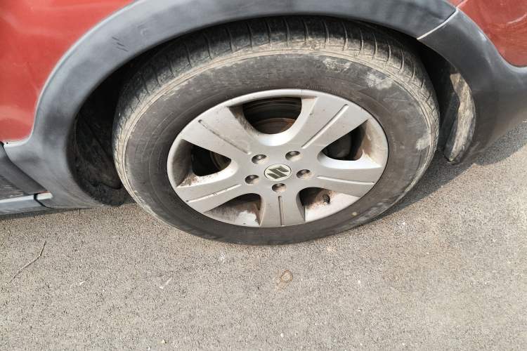 Used Suzuki SX4 2012 1.6L Automatic Ruiqi Model Right Front Wheel Hub