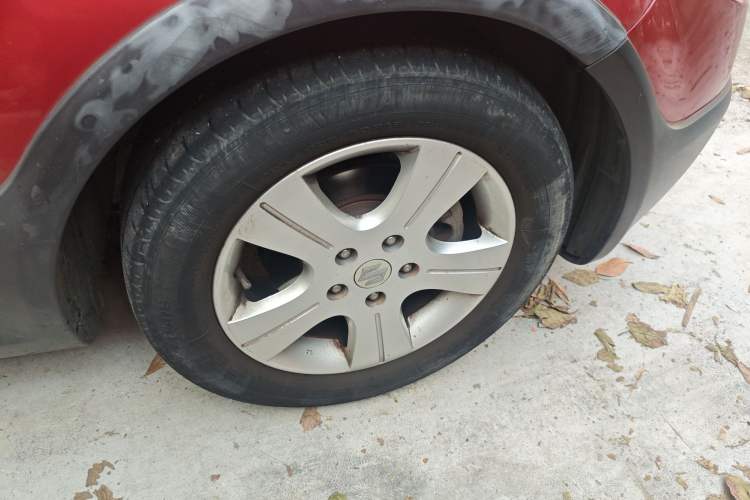 Used Suzuki SX4 2012 1.6L Automatic Ruiqi Model Right Front Wheel Hub