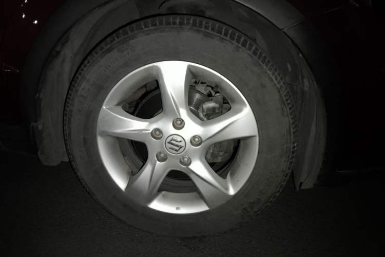 Used Suzuki SX4 2012 1.6L Manual Ruiqi Model Right Front Wheel Hub