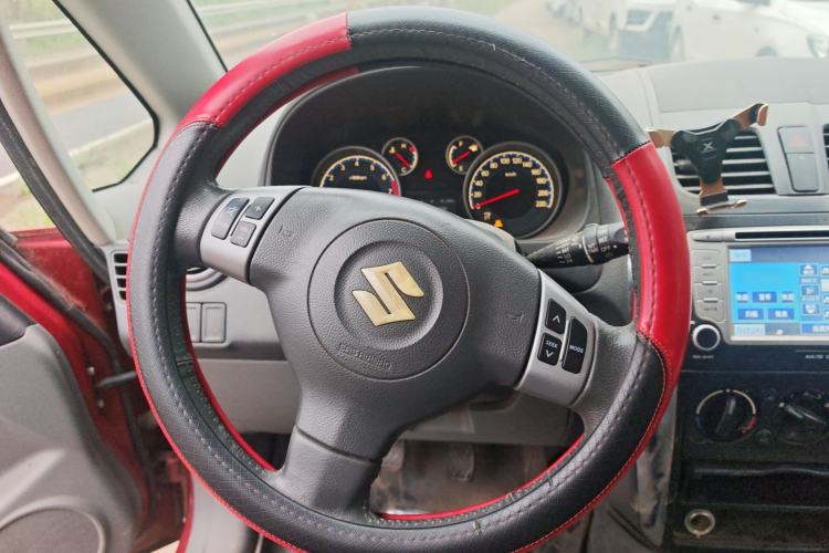 Used Suzuki SX4 2012 1.6L Manual Ruiqi Model Steering Wheel