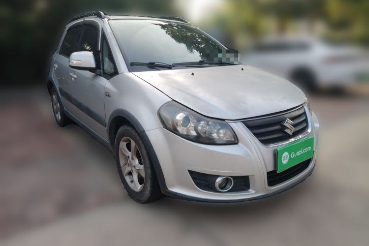Used Suzuki SX4 2012 1.6L Manual Ruiqi Model Front Right 45 Deg