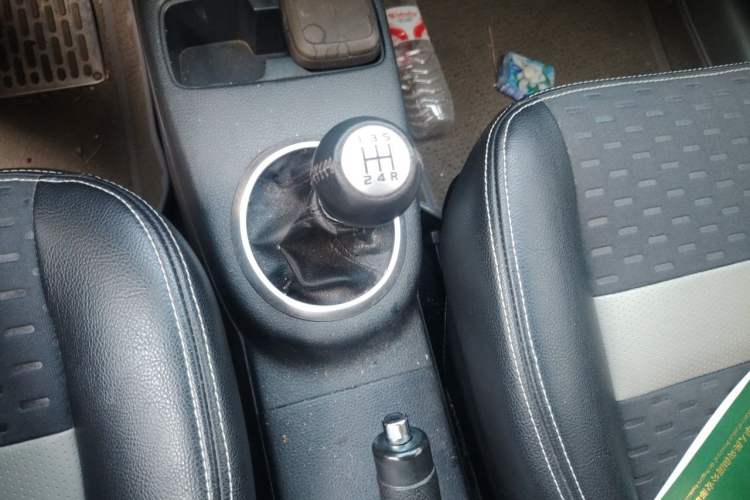 Used Suzuki SX4 2012 1.6L Manual Ruiqi Model Gear Lever