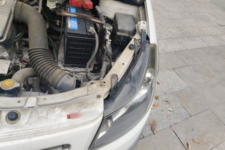 Used Suzuki SX4 2012 1.6L Automatic Ruiqi Model Engine Bay Left