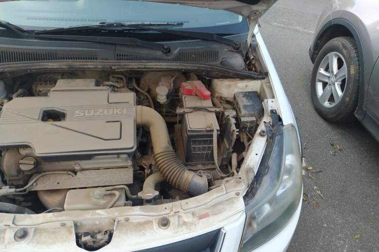 Used Suzuki SX4 2012 1.6L Automatic Ruiqi Model Engine Bay Left