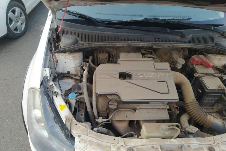 Used Suzuki SX4 2012 1.6L Automatic Ruiqi Model Engine Bay Right