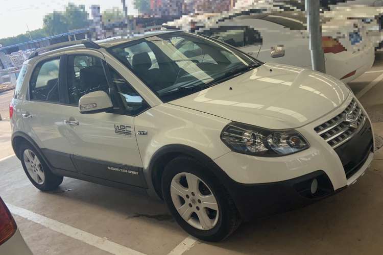 Used Suzuki SX4 2012 1.6L Automatic Ruiqi Model Exterior 2