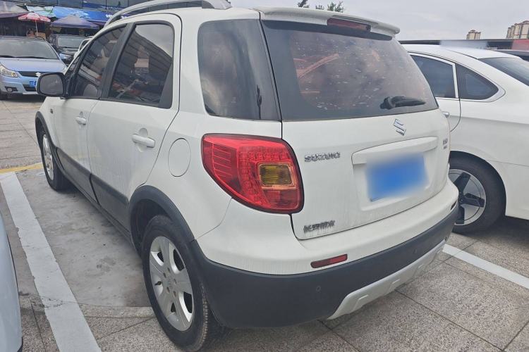 Used Suzuki SX4 2012 1.6L Manual Ruiqi Model Exterior 5