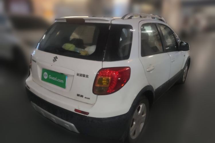 Used Suzuki SX4 2012 1.6L Automatic Ruiqi Model Exterior 5
