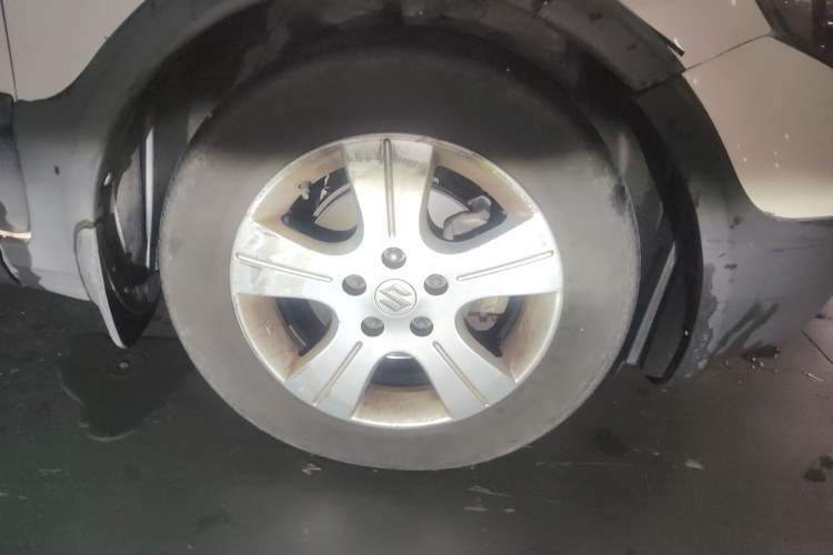 Used Suzuki SX4 2012 1.6L Automatic Ruiqi Model Exterior 7