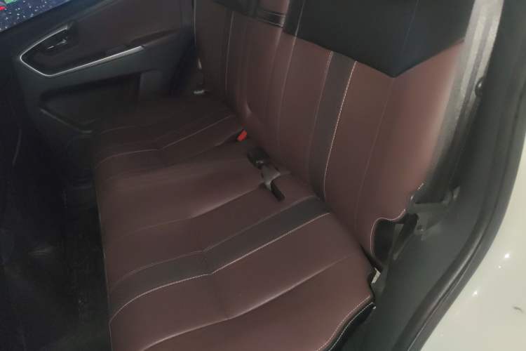Used Suzuki SX4 2012 1.6L Automatic Ruiqi Model Interior 4