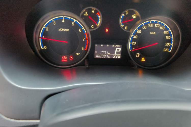 Used Suzuki SX4 2012 1.6L Automatic Ruiqi Model Odometer Close Up
