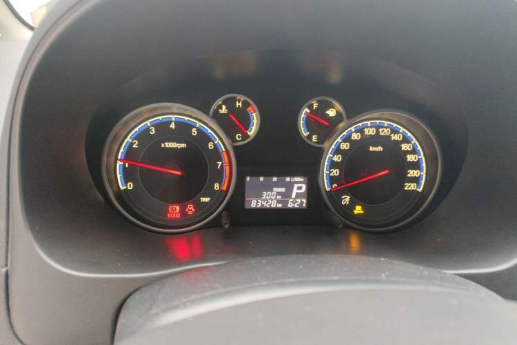 Used Suzuki SX4 2012 1.6L Automatic Ruiqi Model Odometer Close Up