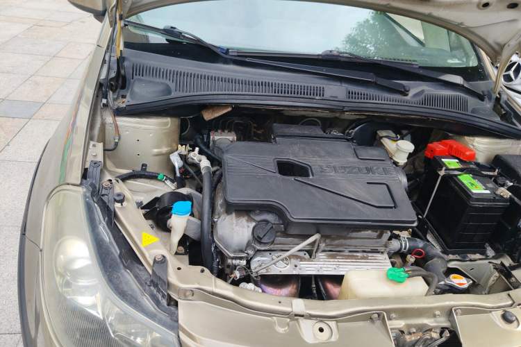 Used Suzuki SX4 2012 1.6L Automatic Ruiqi Model Engine Bay Right