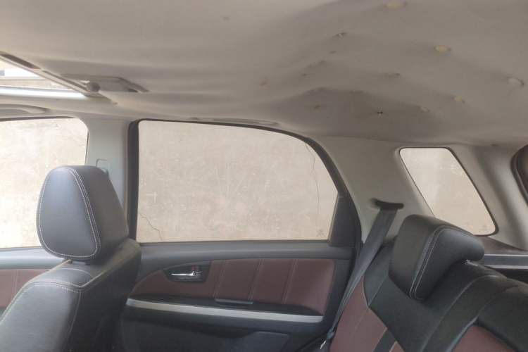 Used Suzuki SX4 2012 1.6L Manual Ruiqi Model Headliner