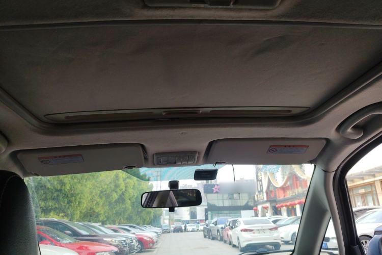 Used Suzuki SX4 2012 1.6L Automatic Ruiqi Model Headliner