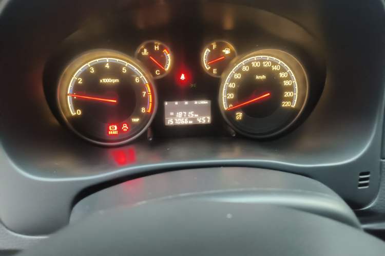 Used Suzuki SX4 2012 1.6L Manual Ruiqi Model Odometer Close Up