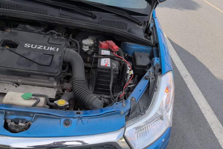 Used Suzuki SX4 2013 1.6L Automatic CoolRide Model Engine Bay Left