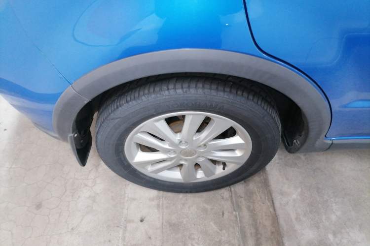 Used Suzuki SX4 2013 1.6L Automatic CoolRide Model Exterior 8