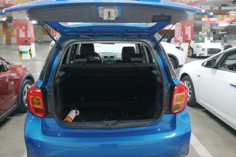 Used Suzuki SX4 2013 1.6L Automatic CoolRide Model Trunk
