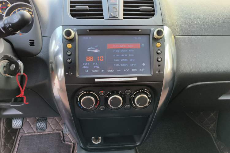 Used Suzuki SX4 2013 1.6L Manual CoolRide Model Audio And AC Panel