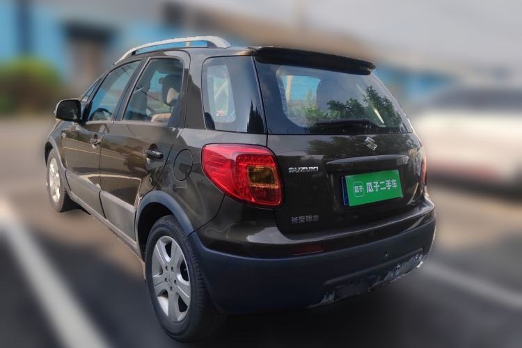 Used Suzuki SX4 2013 Koleos 1.6L Automatic Sport Model Rear Left 45 Deg