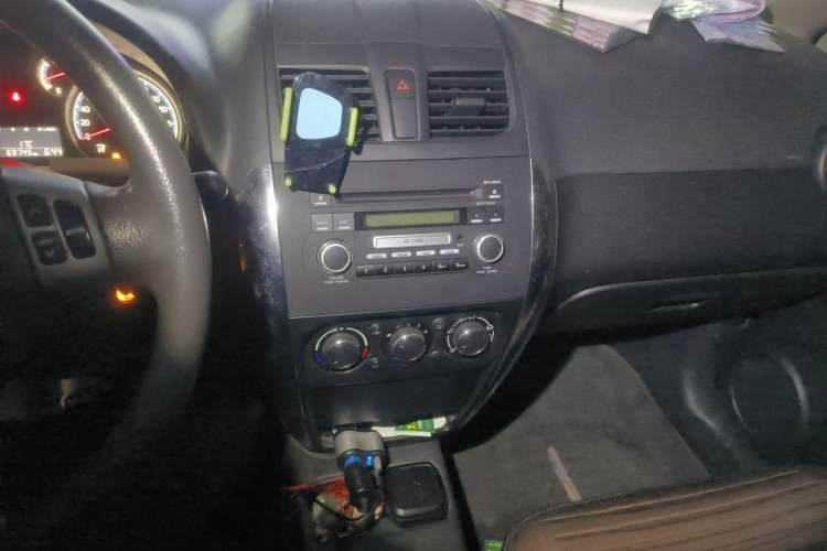 Used Suzuki SX4 2013 1.6L Manual CoolRide Model Audio And AC Panel