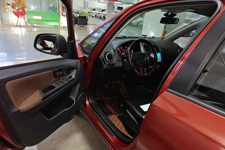 Used Suzuki SX4 2013 1.6L Manual CoolRide Model Driver Seat