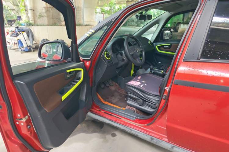 Used Suzuki SX4 2013 1.6L Manual CoolRide Model Driver Seat