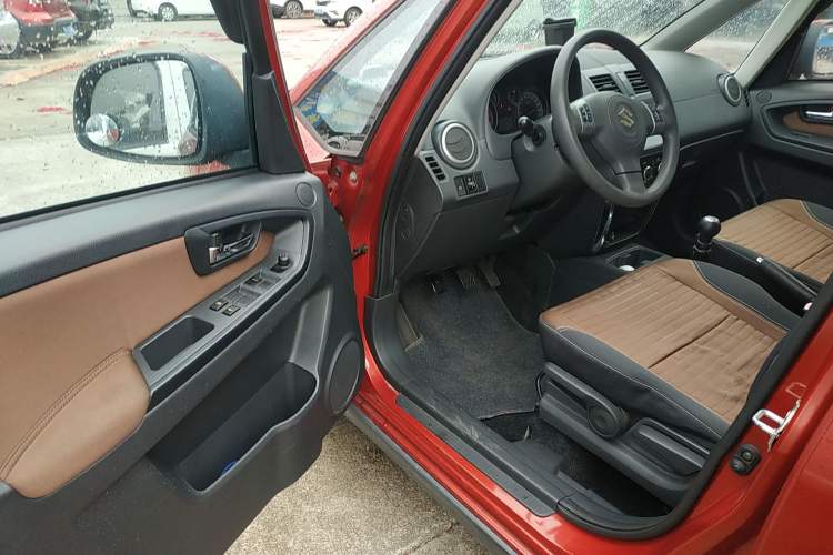 Used Suzuki SX4 2013 1.6L Manual CoolRide Model Driver Seat