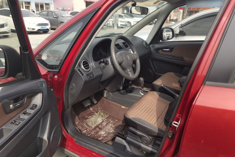 Used Suzuki SX4 2013 1.6L Automatic CoolRide Model Driver Seat