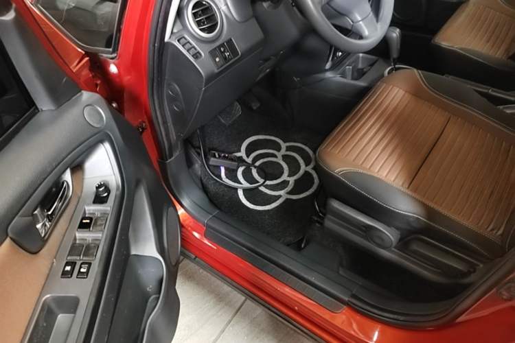 Used Suzuki SX4 2013 1.6L Automatic CoolRide Model Driver Seat