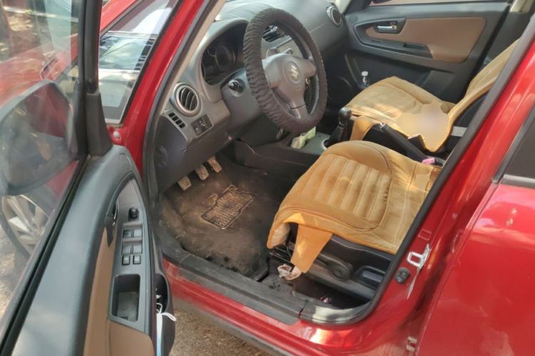 Used Suzuki SX4 2013 1.6L Manual CoolRide Model Driver Seat