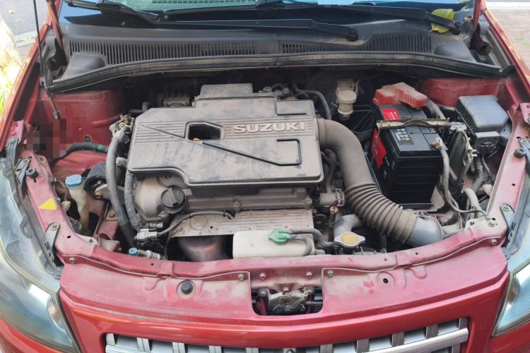 Used Suzuki SX4 2013 Koleos 1.6L Automatic Sport Model Engine Bay