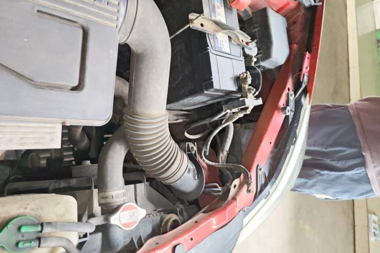 Used Suzuki SX4 2013 1.6L Manual CoolRide Model Engine Bay Left