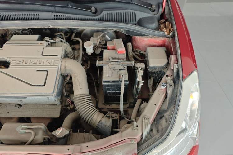 Used Suzuki SX4 2013 1.6L Automatic CoolRide Model Engine Bay Left