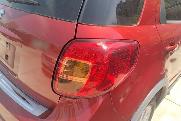 Used Suzuki SX4 2013 1.6L Automatic CoolRide Model Exterior 3