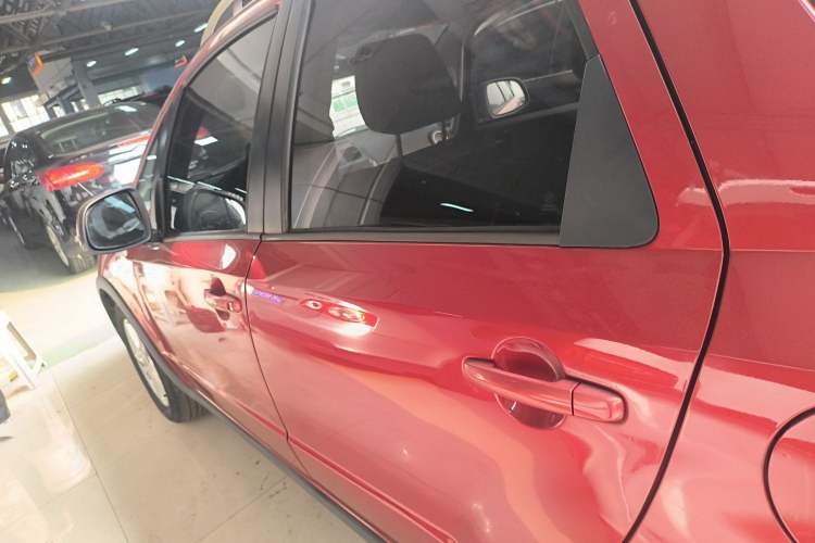 Used Suzuki SX4 2013 1.6L Manual CoolRide Model Exterior 3