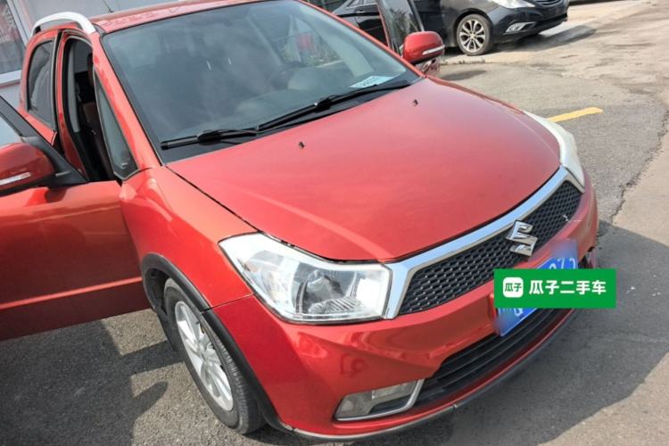 Used Suzuki SX4 2013 1.6L Automatic CoolRide Model Front Right 45 Deg