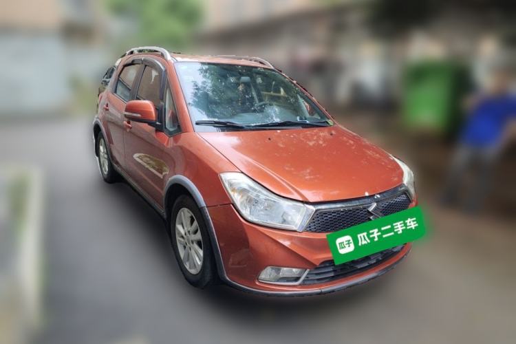 Used Suzuki SX4 2013 1.6L Manual CoolRide Model Front Right 45 Deg