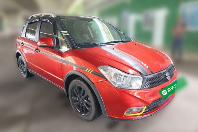 Used Suzuki SX4 2013 1.6L Manual CoolRide Model Front Right 45 Deg