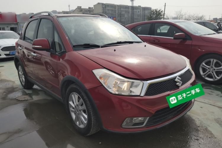 Used Suzuki SX4 2013 1.6L Automatic CoolRide Model Front Right 45 Deg
