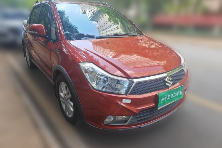Used Suzuki SX4 2013 1.6L Automatic CoolRide Model Front Right 45 Deg