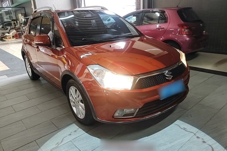 Used Suzuki SX4 2013 1.6L Automatic CoolRide Model Front Right 45 Deg