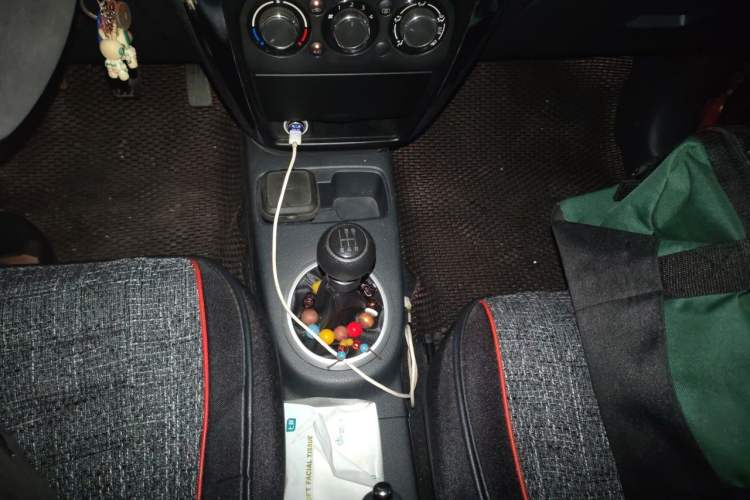 Used Suzuki SX4 2013 1.6L Manual CoolRide Model Gear Lever