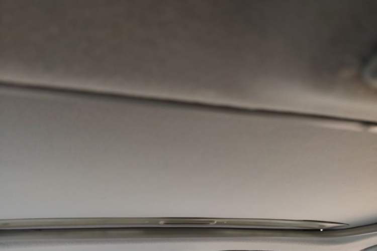 Used Suzuki SX4 2013 Koleos 1.6L Automatic Sport Model Headliner