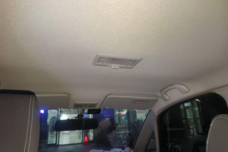 Used Suzuki SX4 2013 1.6L Manual CoolRide Model Headliner