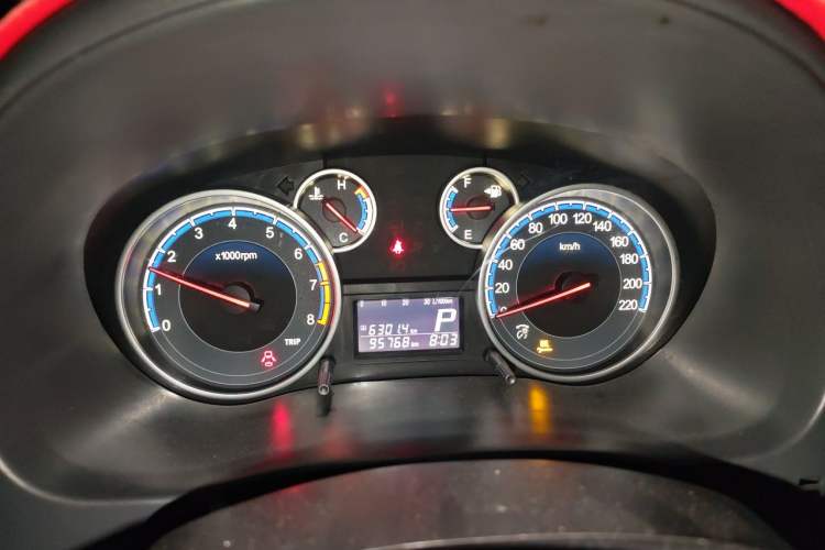 Used Suzuki SX4 2013 Koleos 1.6L Automatic Sport Model Instrument Cluster